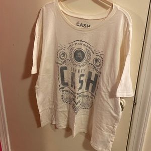 🌸 American Eagle Johnny Cash shirt. Size XL!